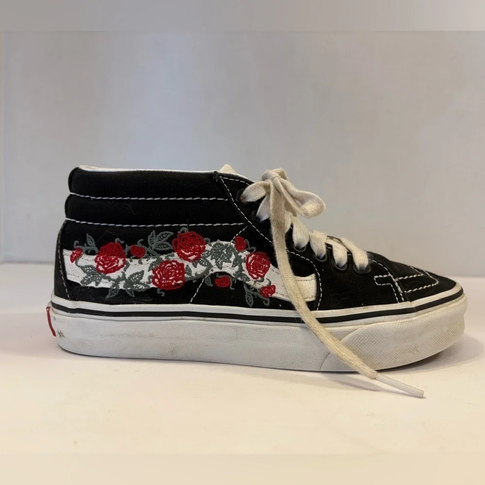 Vans SK-8 mid black sneakers with embroidered roses women’s size 5.5